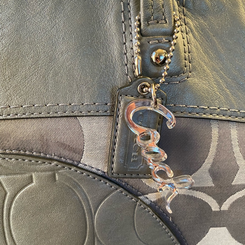 Coach tote/purse - Picture 4 of 8